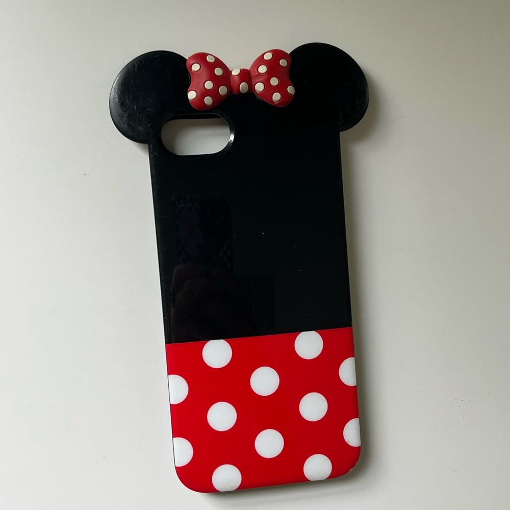 iPhone 8 Minnie Mouse phone case